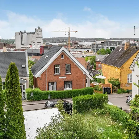 Διαμέρισμα 1 Bedroom Cozy In Svendborg