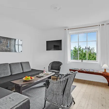 One-bedroom In דירה